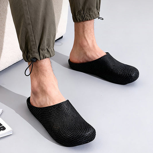 Unisex-tøfler i åndbart mesh med huller